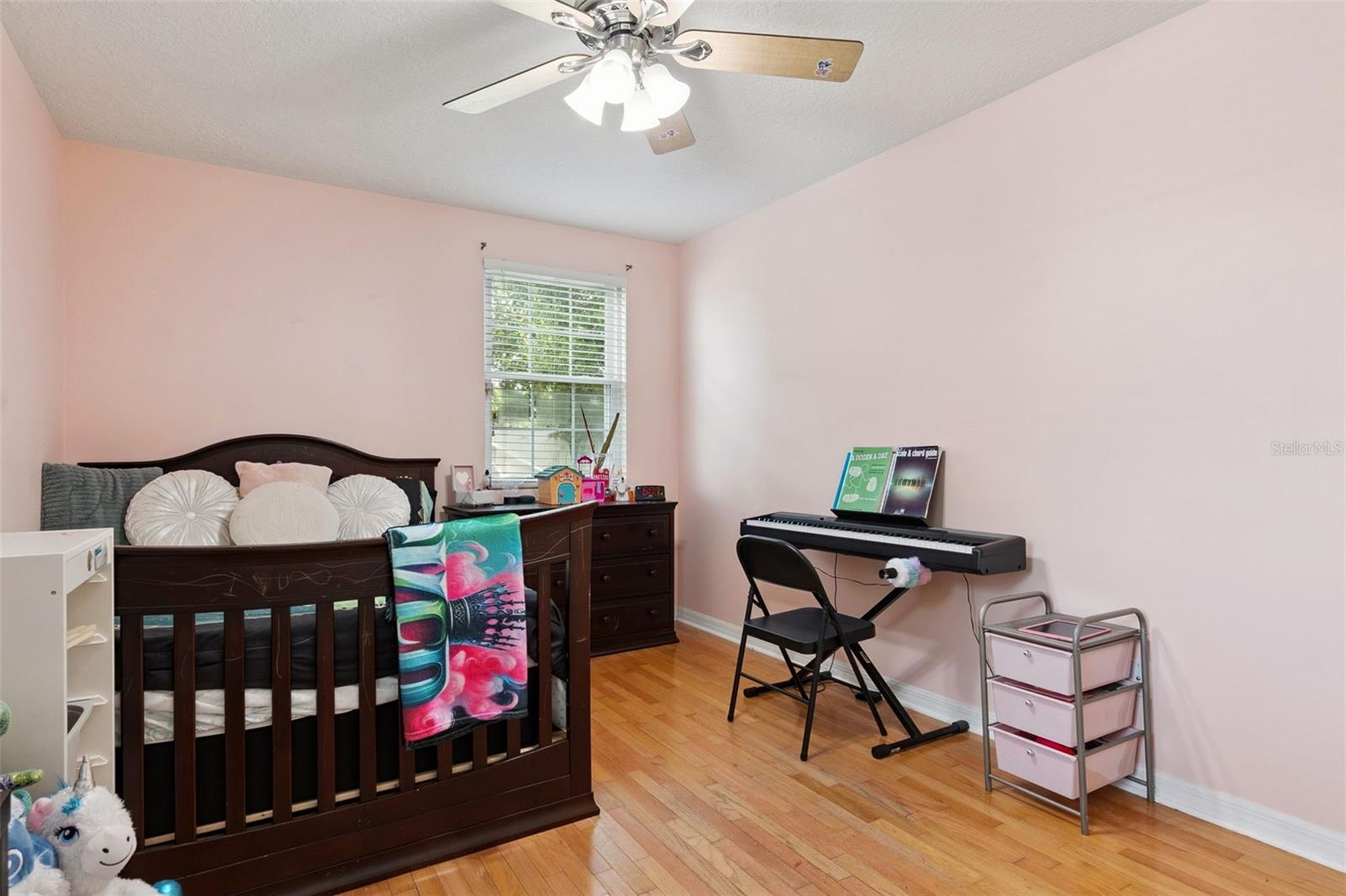 ROYAL ESTATES - Residential