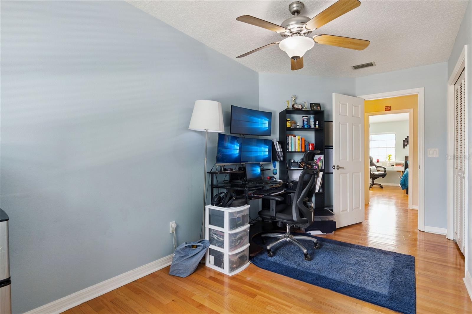 ROYAL ESTATES - Residential