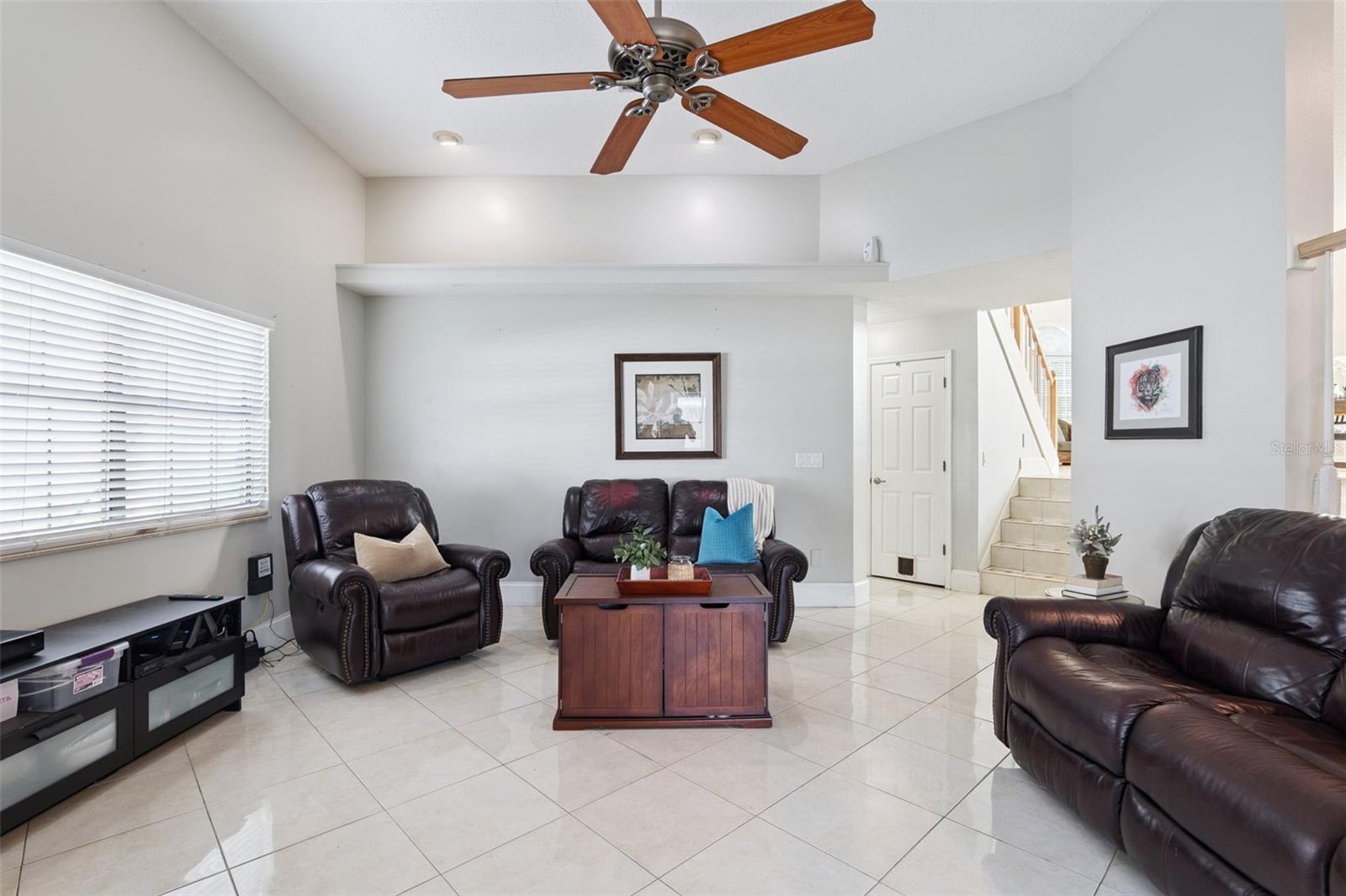 ROYAL ESTATES - Residential