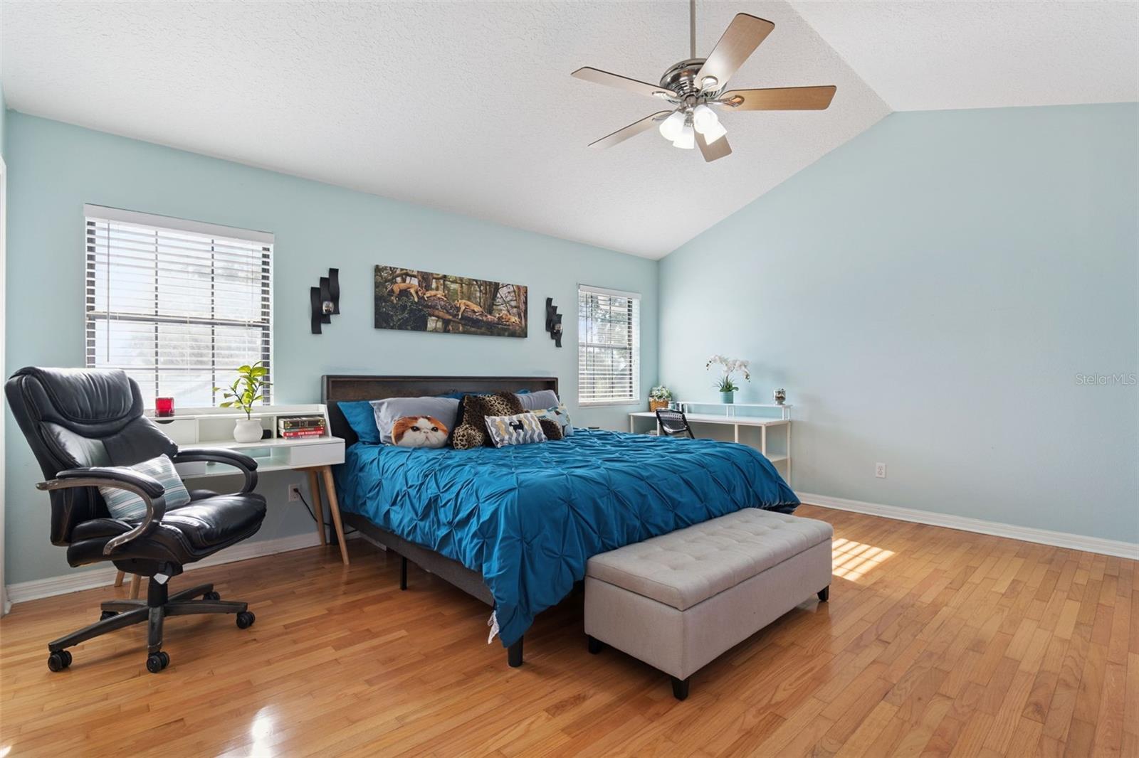 ROYAL ESTATES - Residential