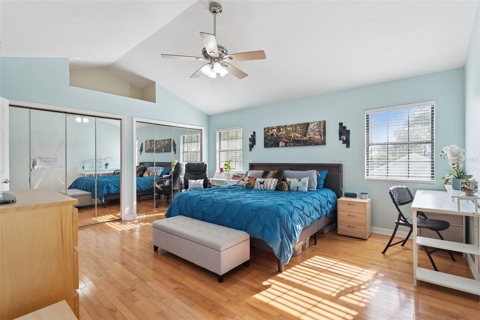 ROYAL ESTATES - Residential