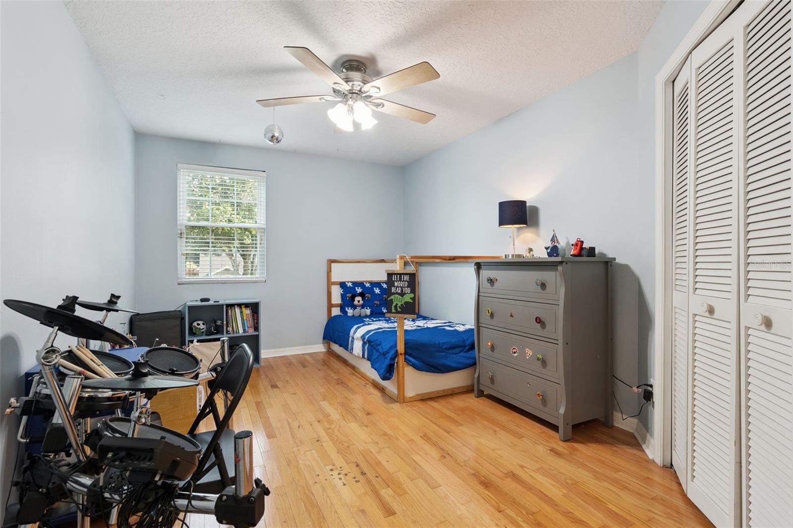 ROYAL ESTATES - Residential