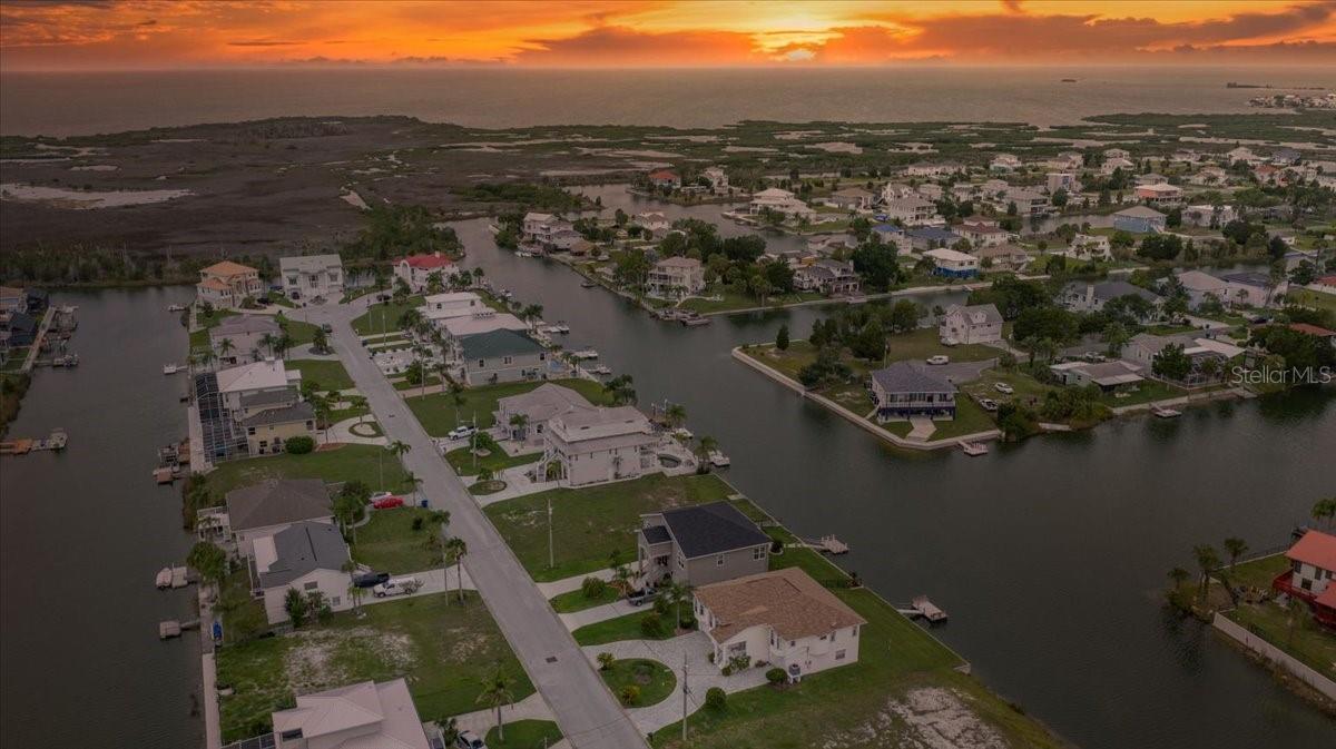 HERNANDO BEACH - Land