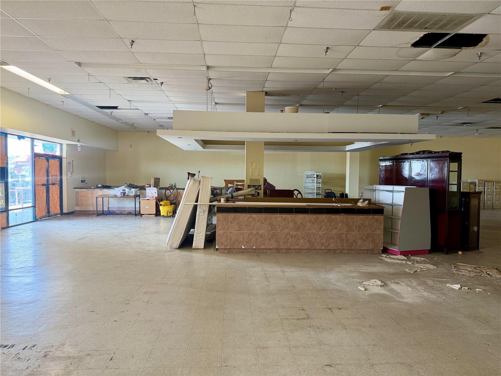 WESTSIDE XING CONDO BLDG A - Commercial Sale