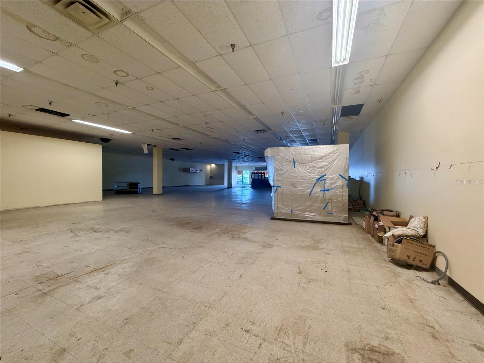 WESTSIDE XING CONDO BLDG A - Commercial Sale