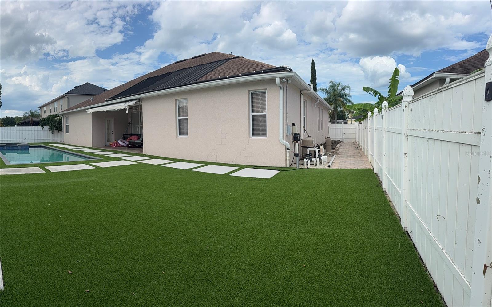 TIVOLI WOODS VILLAGE C 51 84 - Residential