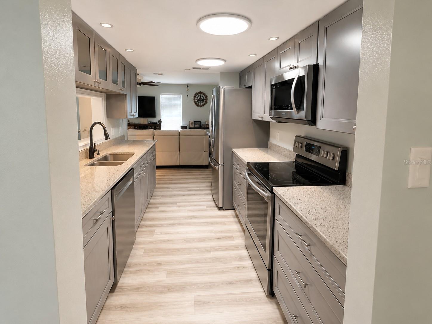 TIMBER OAKS - Residential