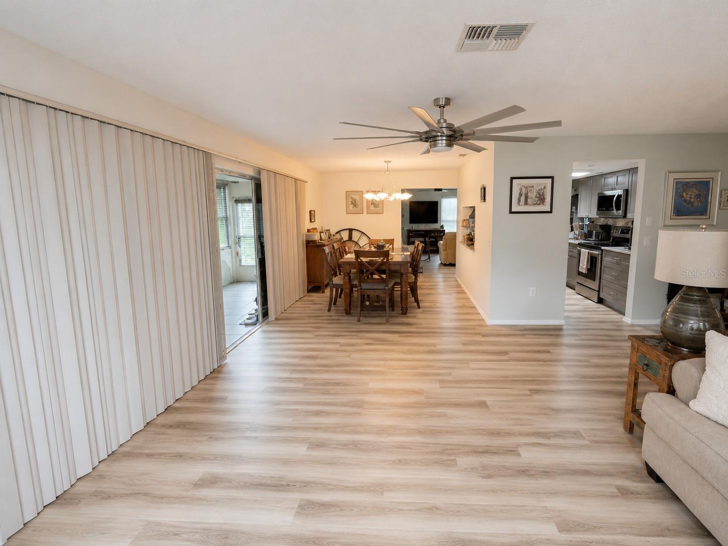 TIMBER OAKS - Residential
