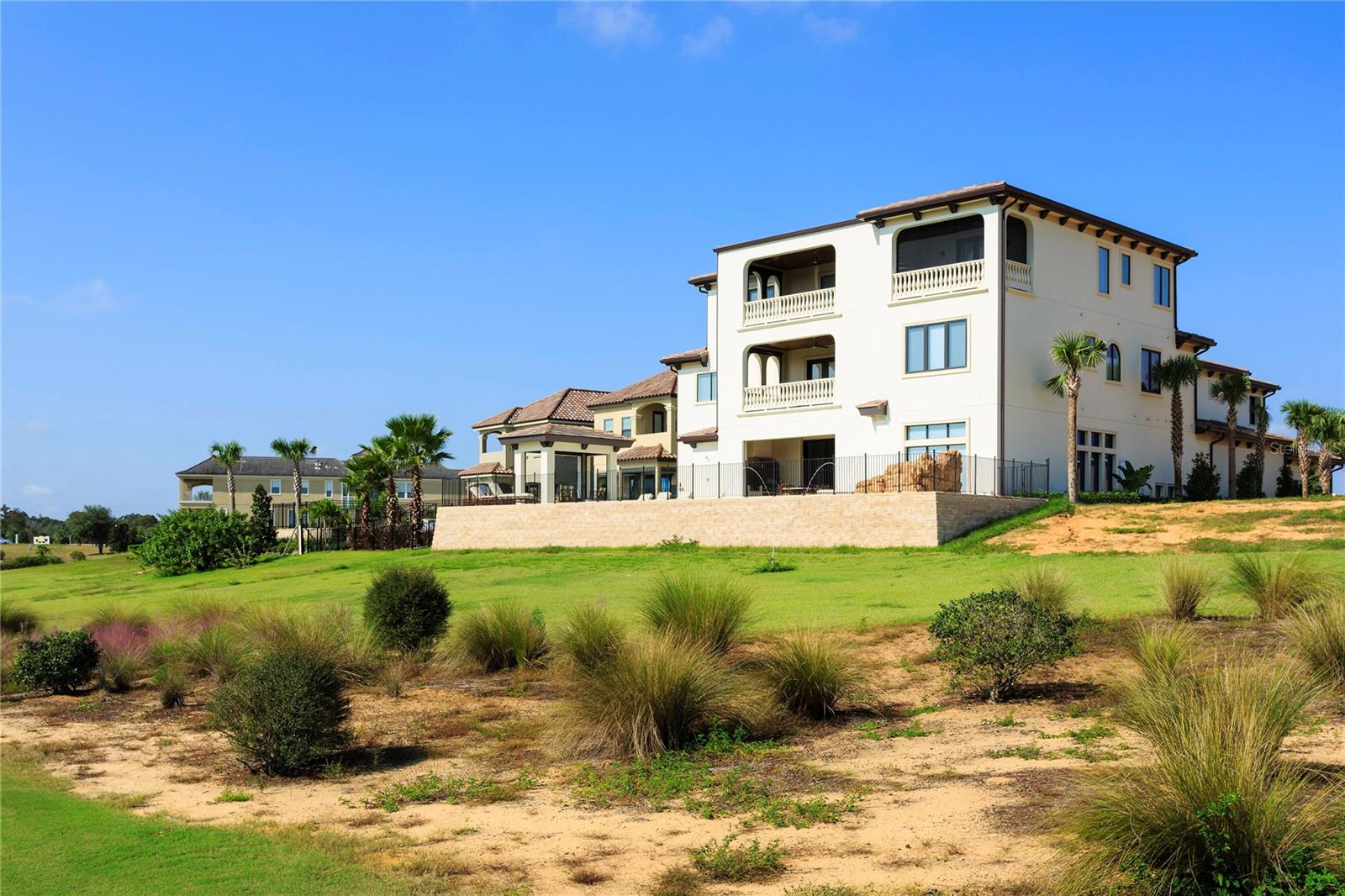 REUNION WEST VLGS NORTH - Residential