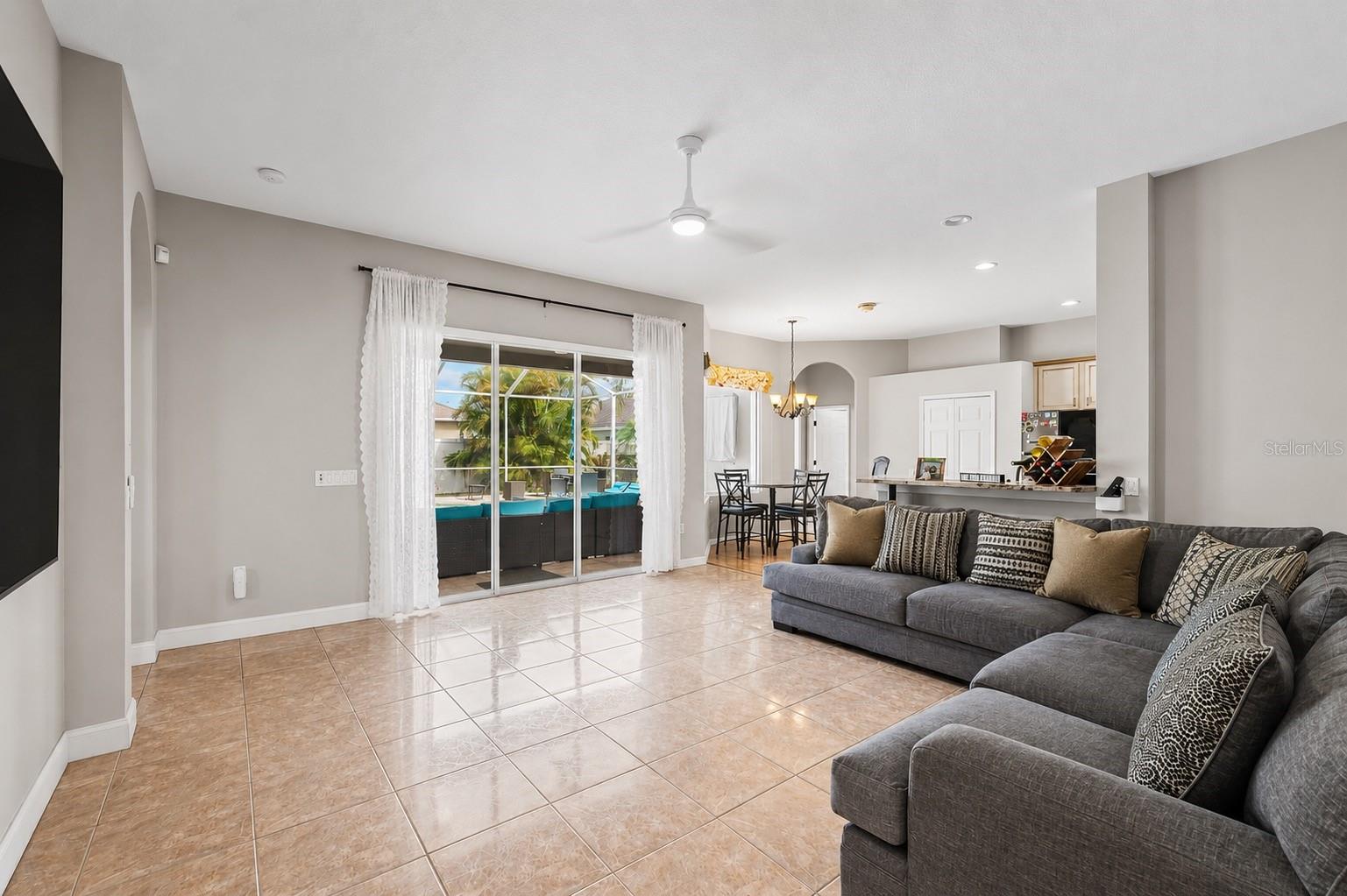 VALENCIA GARDENS PH 3 - Residential