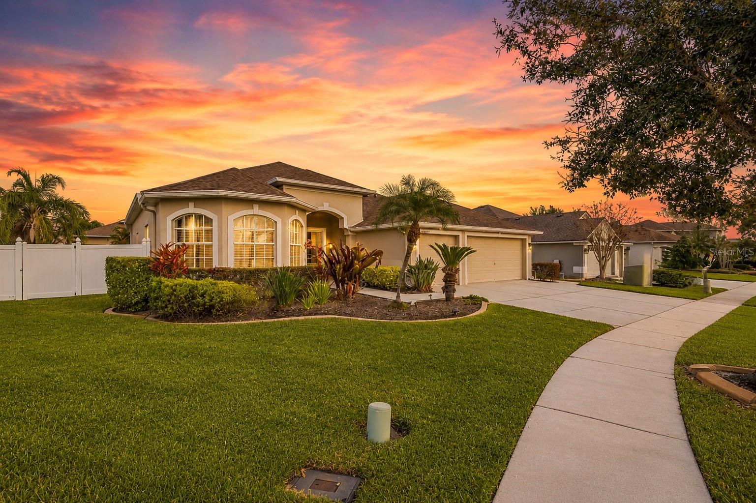VALENCIA GARDENS PH 3 - Residential