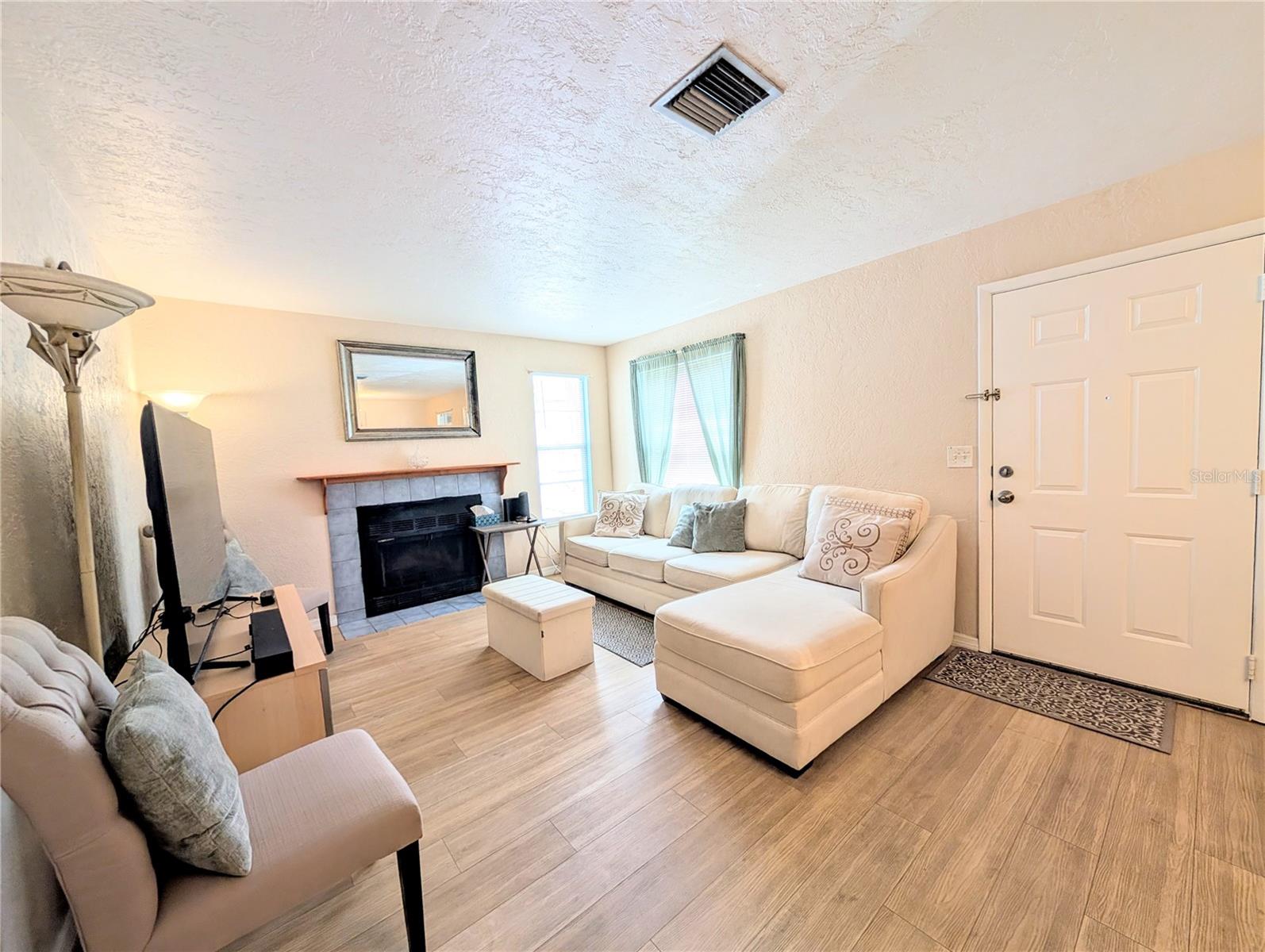 MIRROR LAKE SEC 2 - Residential
