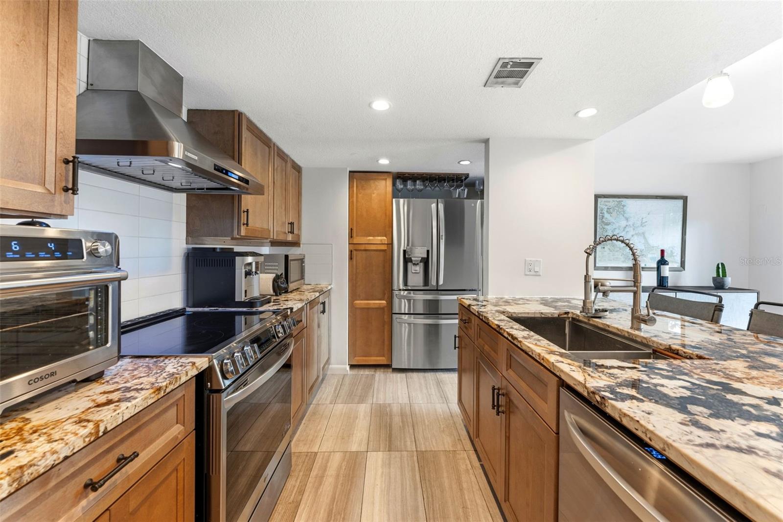 DAVIS ISLANDS PB10 PG52 TO 57 - Residential Lease
