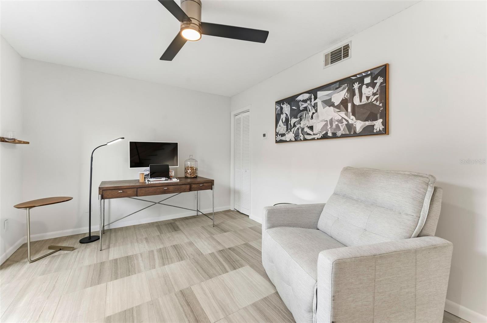DAVIS ISLANDS PB10 PG52 TO 57 - Residential Lease