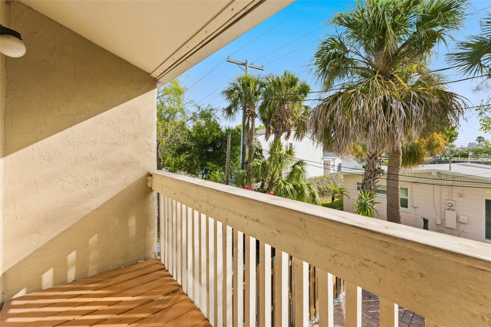 DAVIS ISLANDS PB10 PG52 TO 57 - Residential Lease