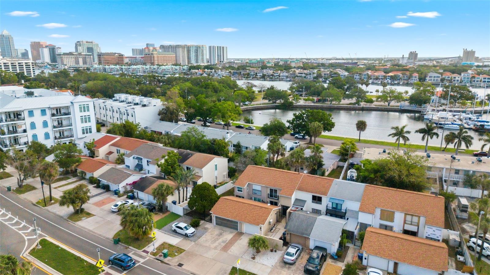 DAVIS ISLANDS PB10 PG52 TO 57 - Residential Lease