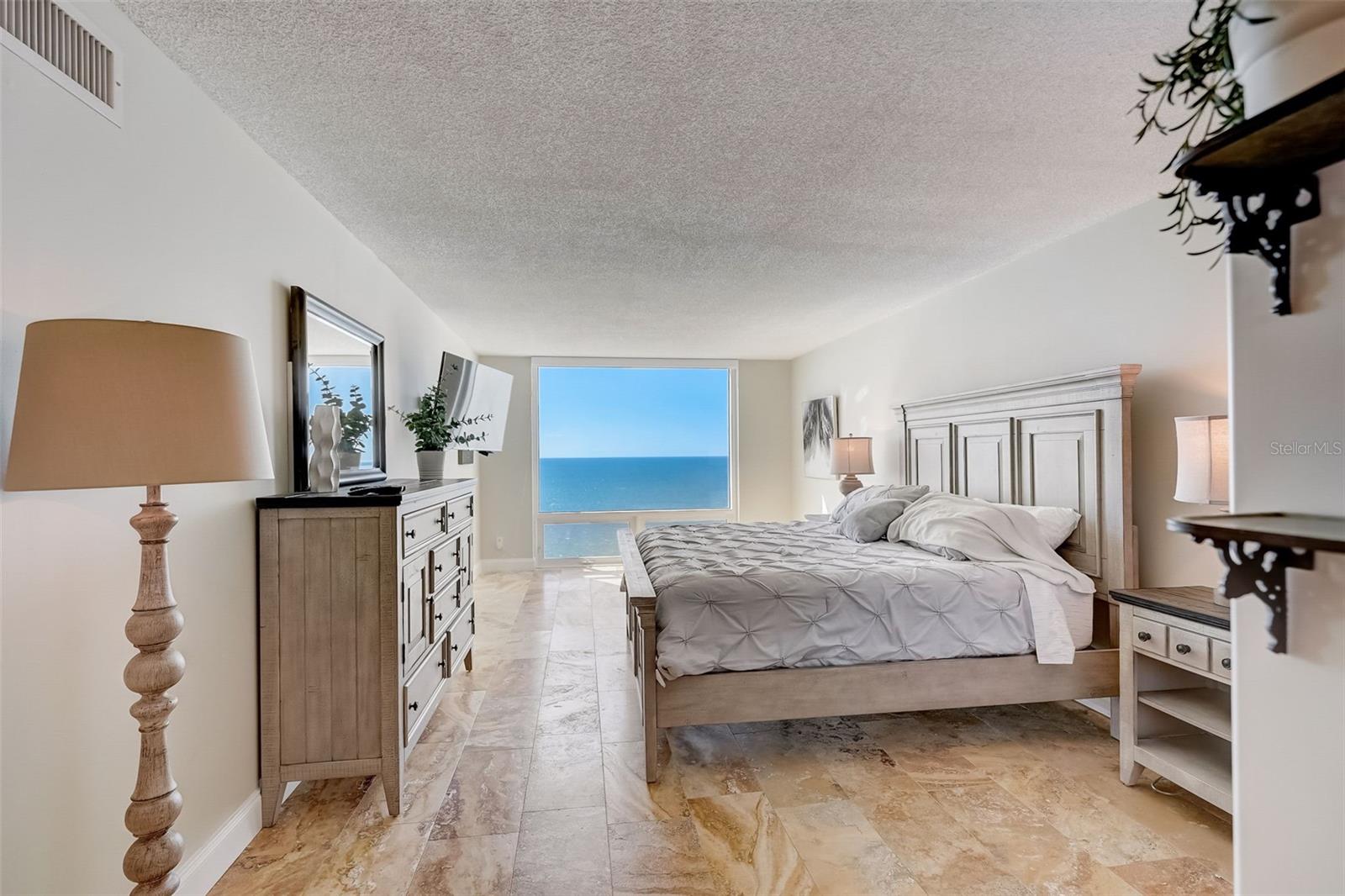 SEA GATE CLUB - Residential