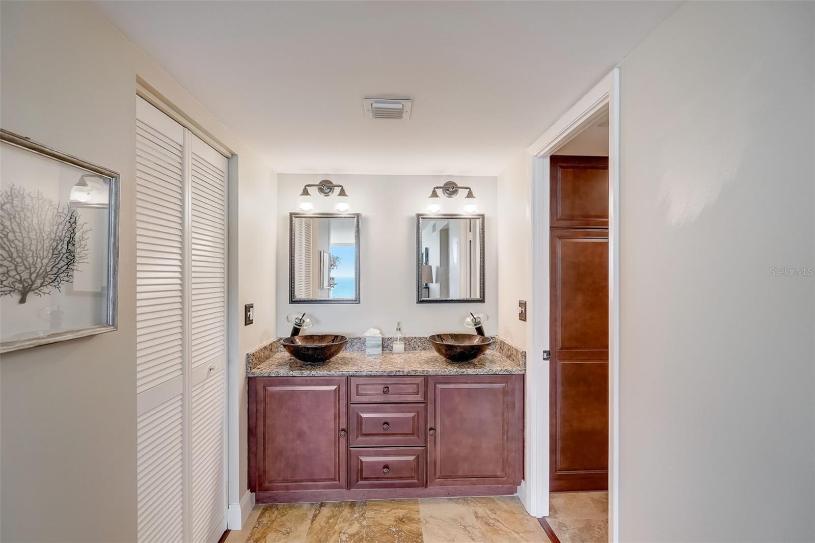 SEA GATE CLUB - Residential