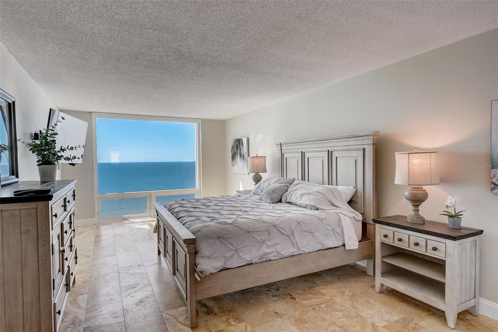 SEA GATE CLUB - Residential