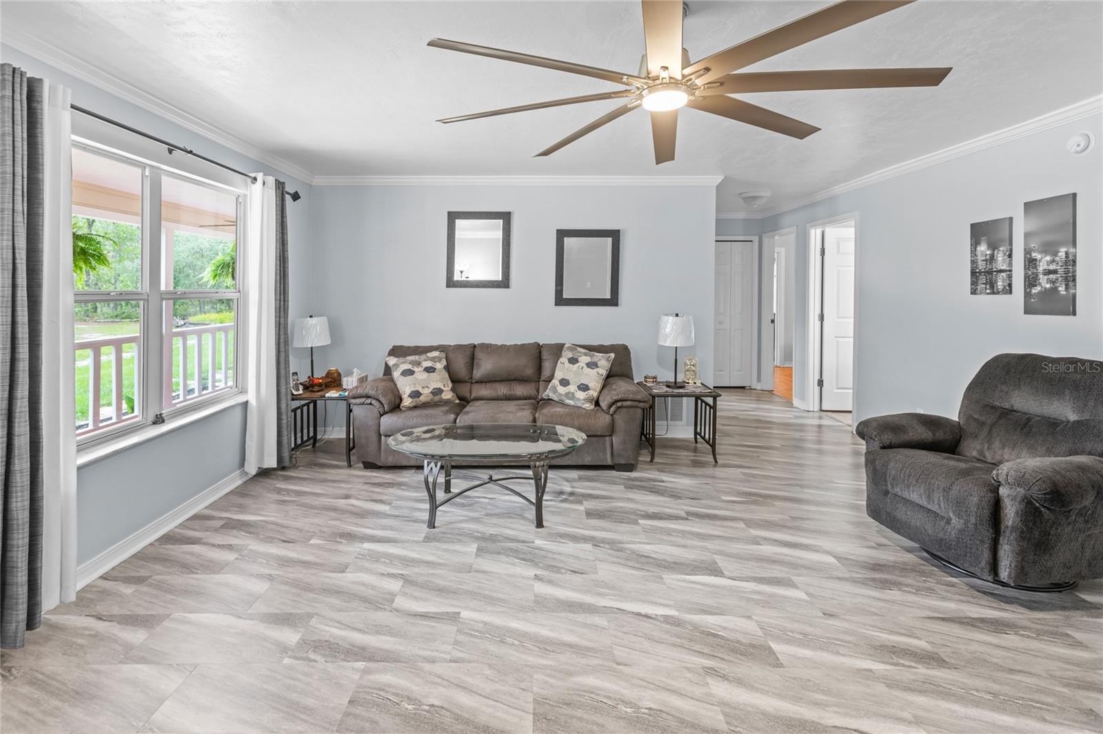 MELROSE LANDING - Residential