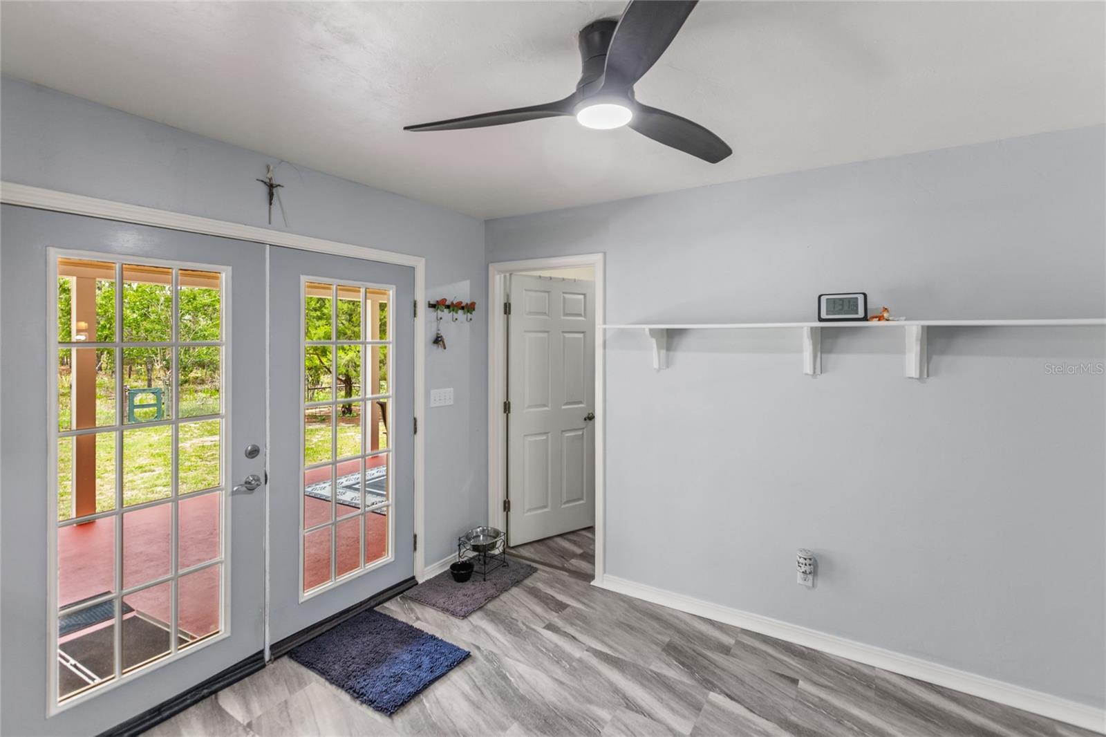 MELROSE LANDING - Residential