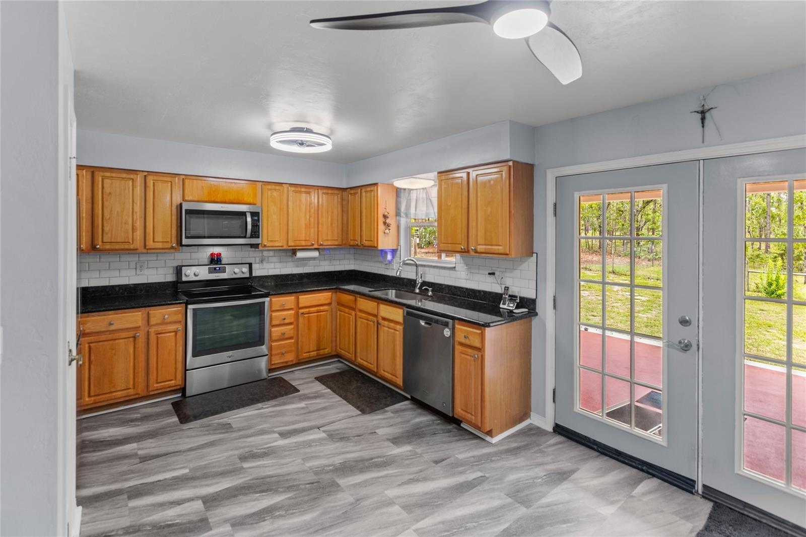 MELROSE LANDING - Residential