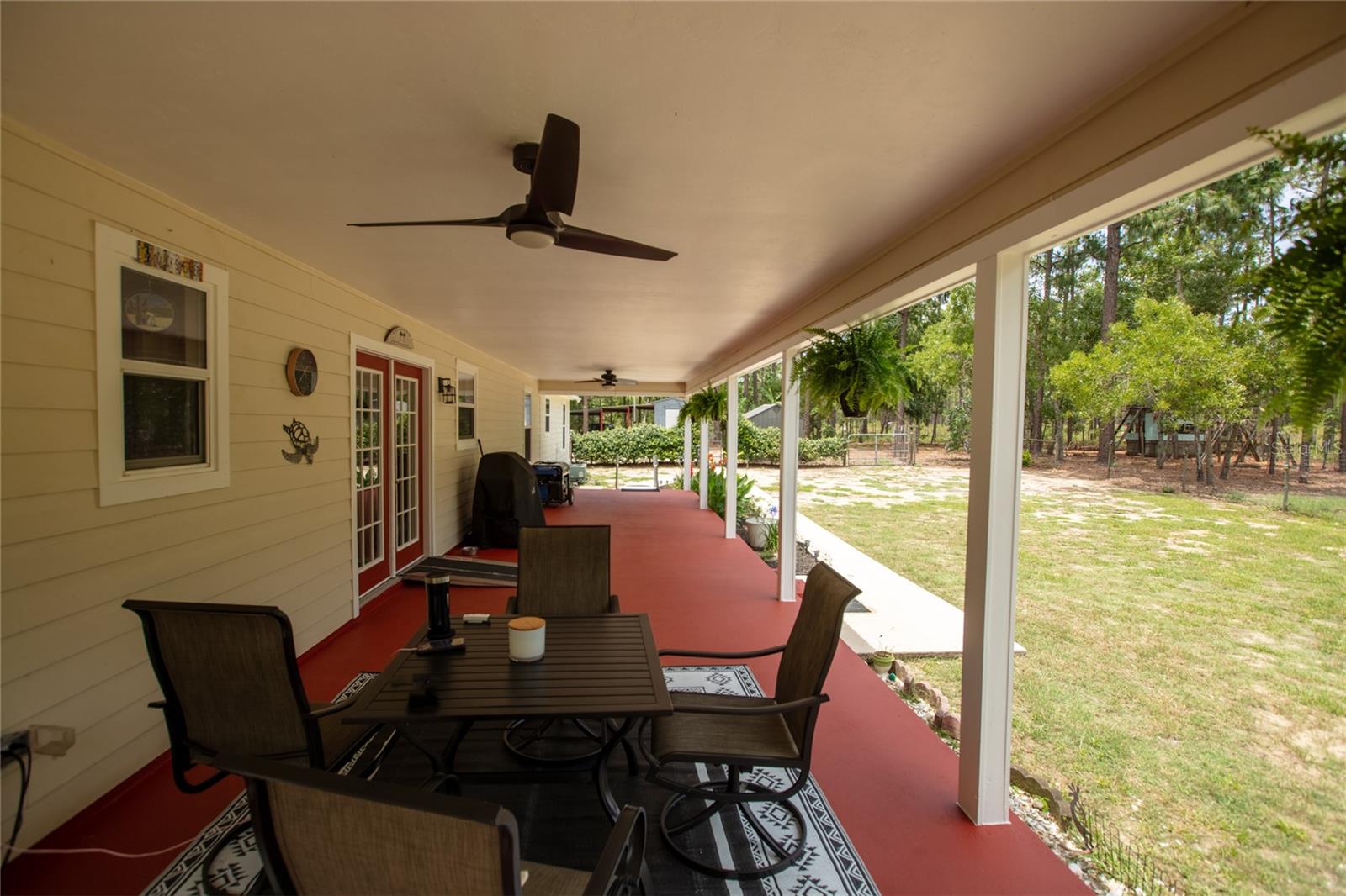 MELROSE LANDING - Residential
