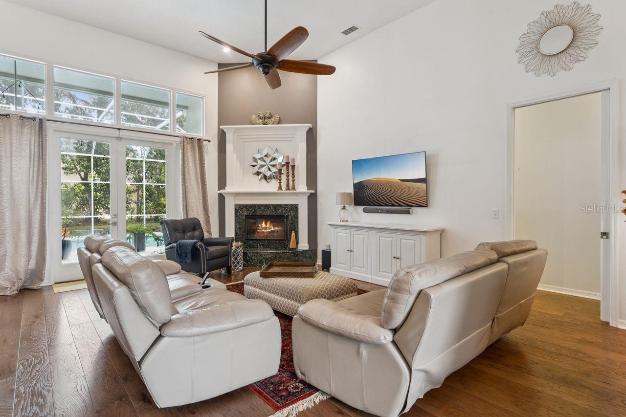 GLEN EAGLE - Residential