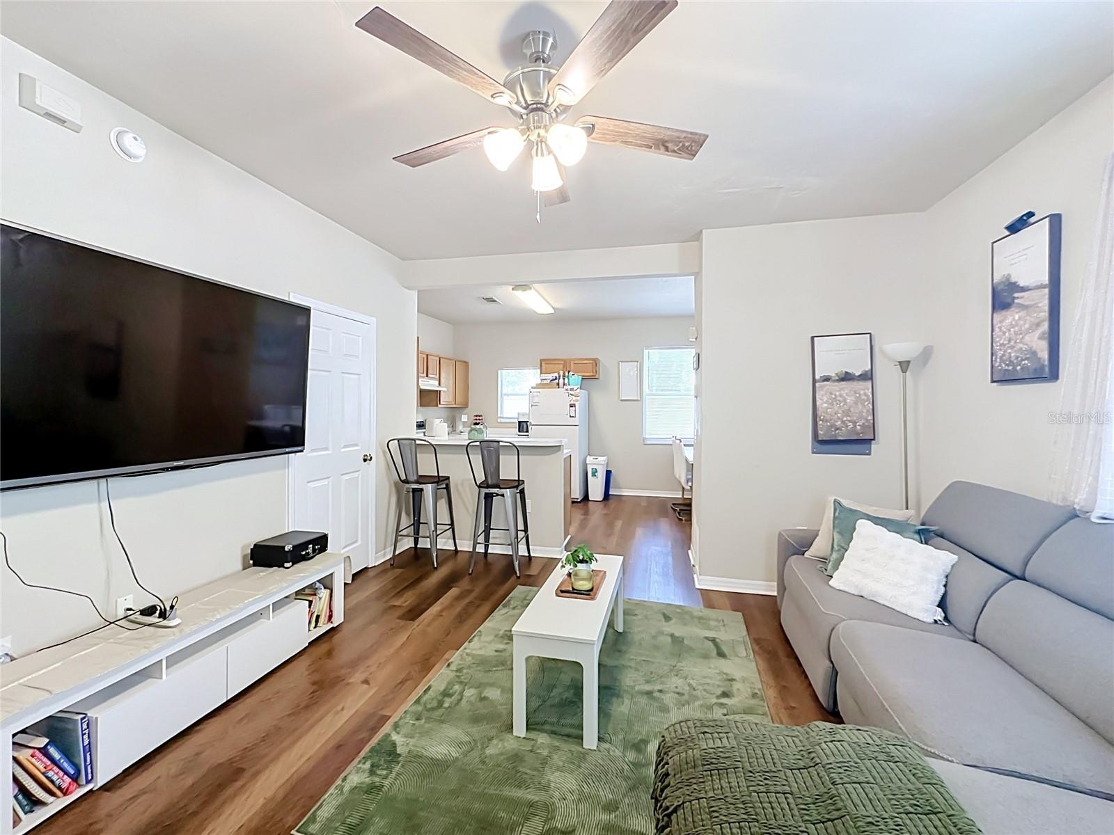 SEVENTH STREET STATION - Residential