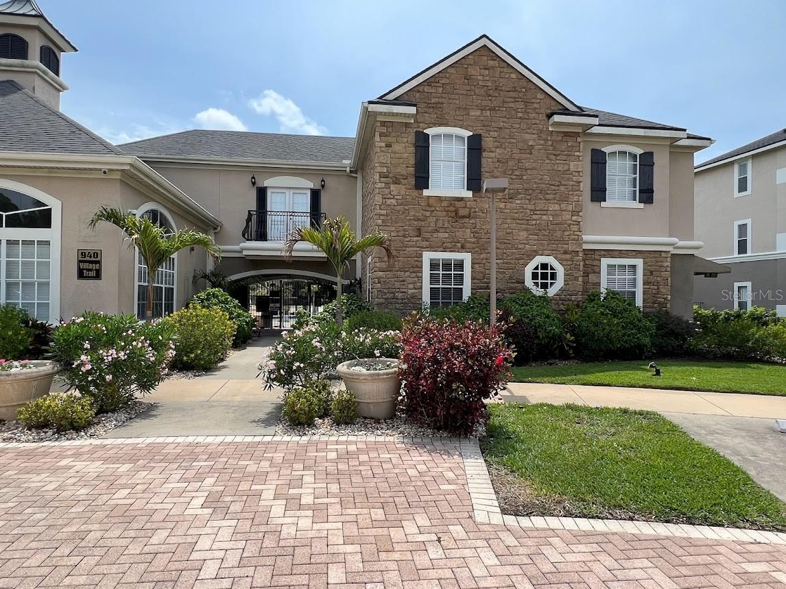 VILLAGGIO ON LAKES - Residential