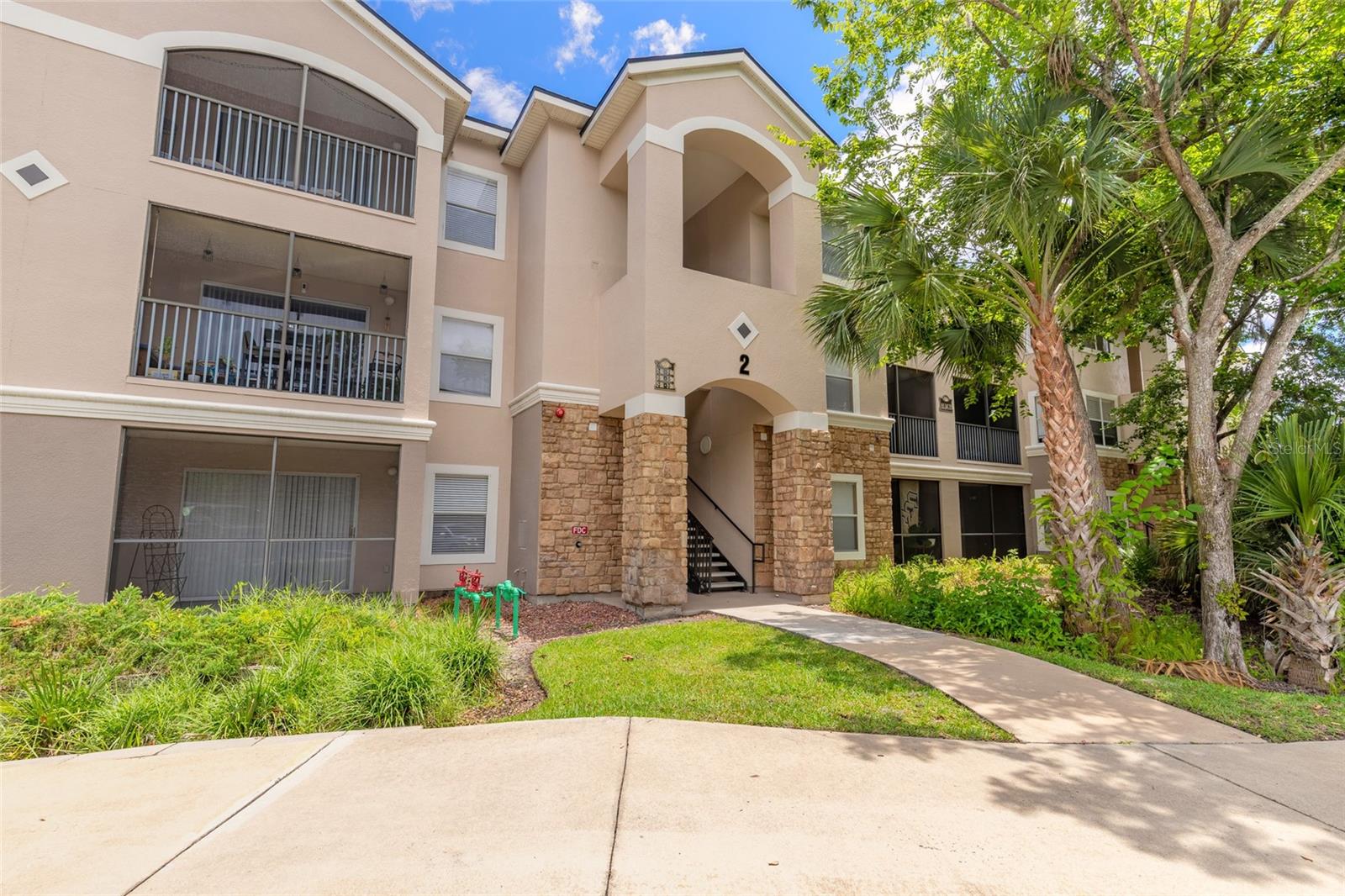 VILLAGGIO ON LAKES - Residential