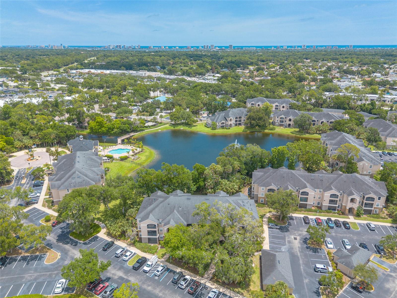 VILLAGGIO ON LAKES - Residential