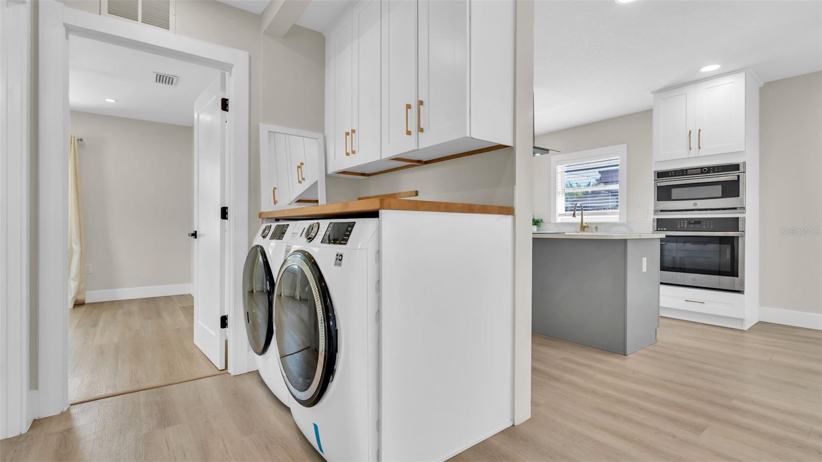 WEST NAPLES - Residential Lease