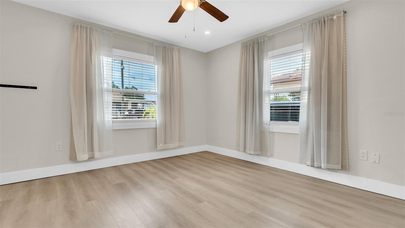 WEST NAPLES - Residential Lease