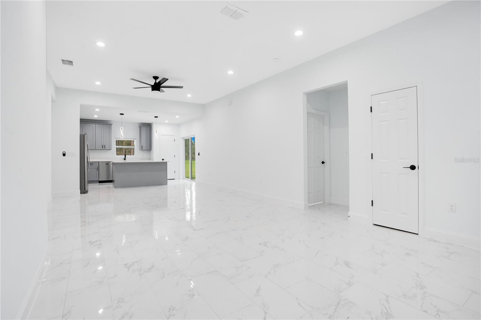 DELTONA LAKES UNIT 36 - Residential