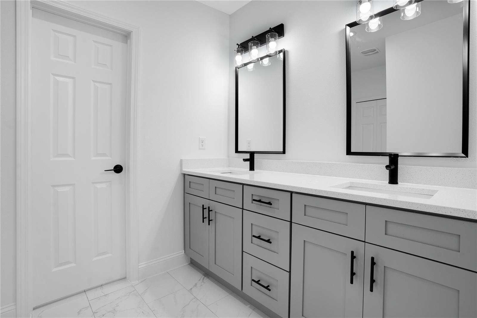 DELTONA LAKES UNIT 36 - Residential