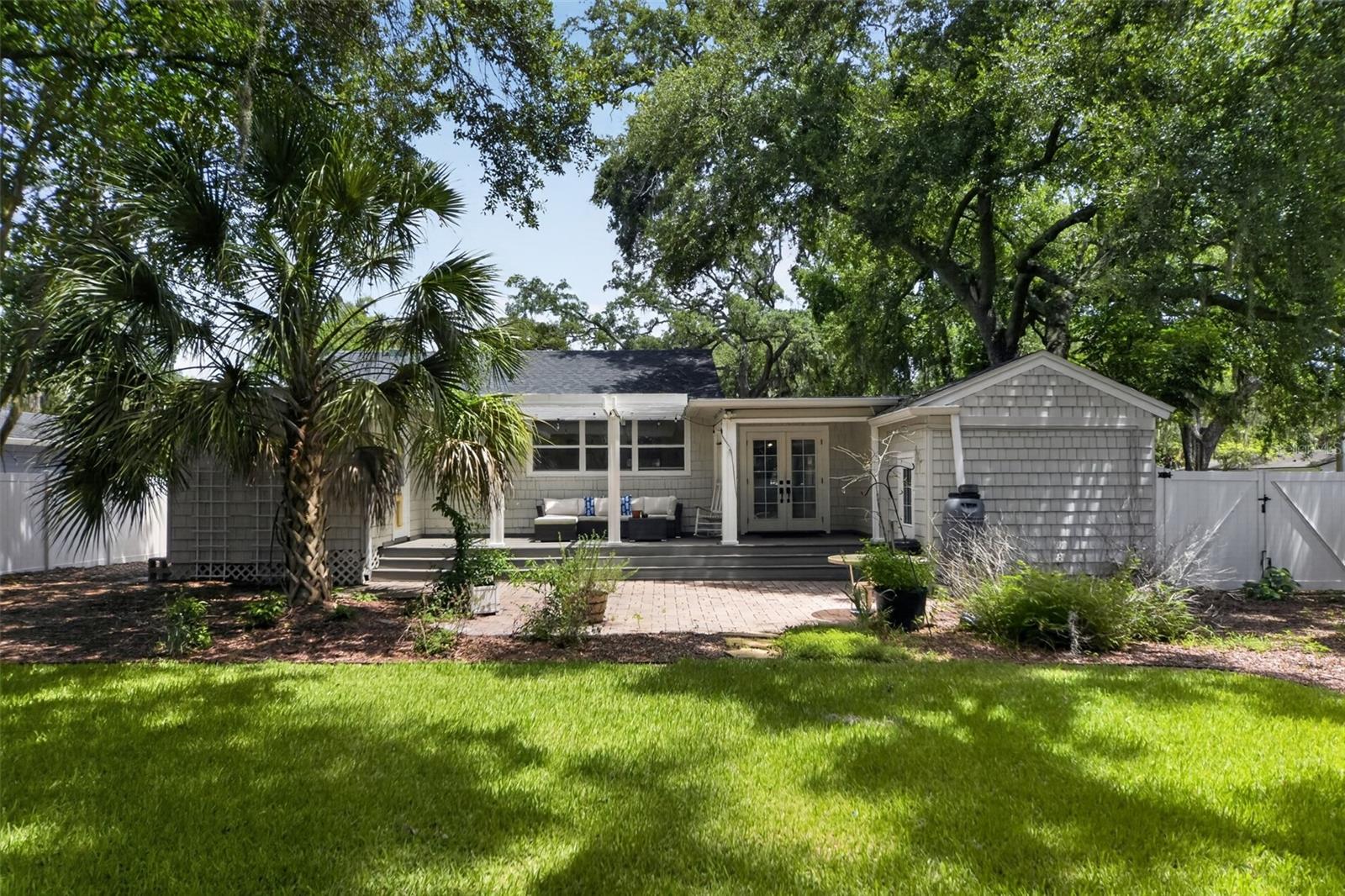 PHILLIPS WELLBORN C REP - Residential Lease
