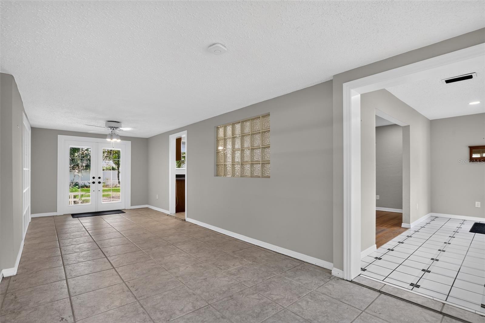 PHILLIPS WELLBORN C REP - Residential Lease