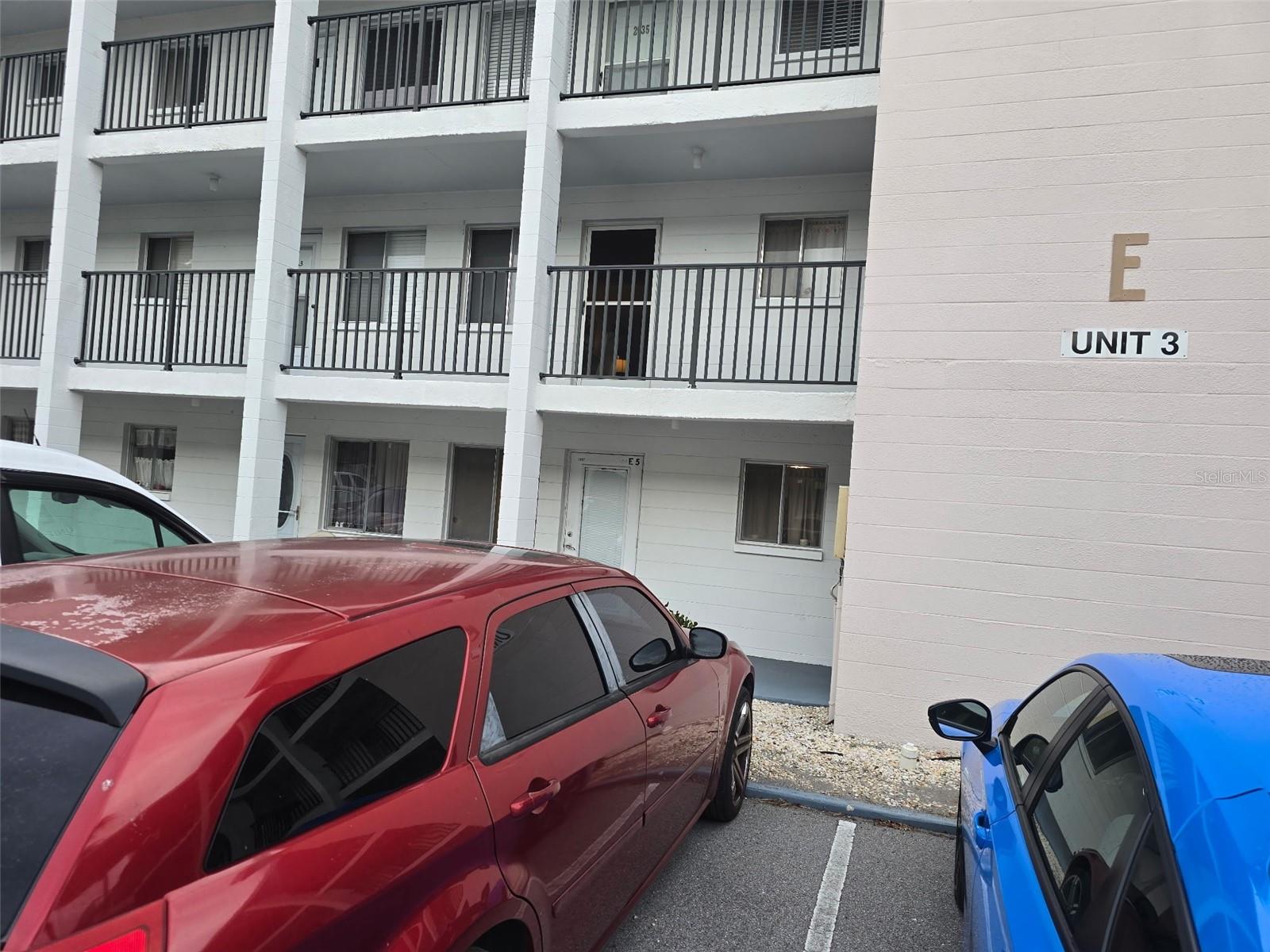 THE THIRD BAYSHORE - Residential