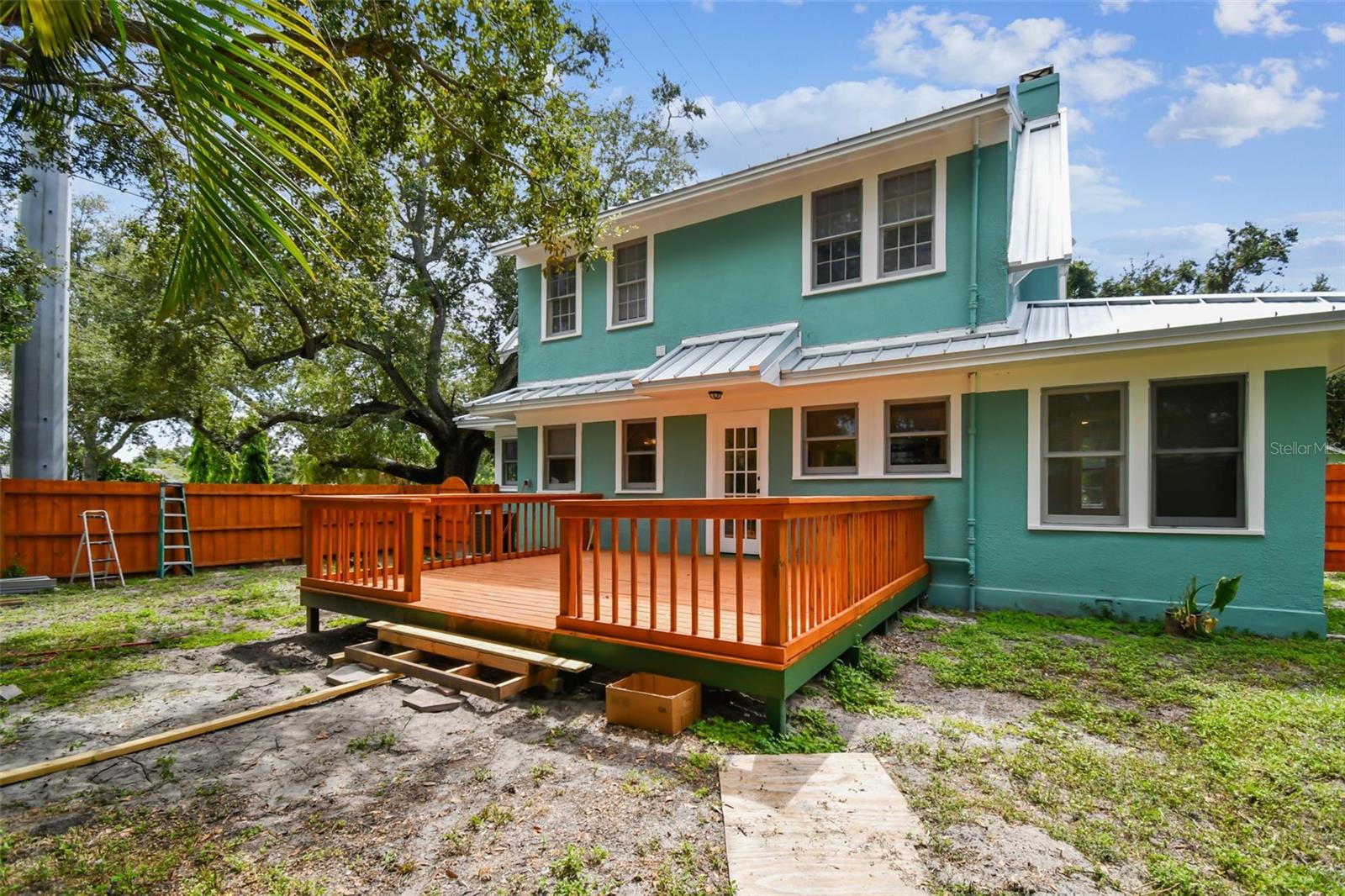 GROVE TERRACE - Residential