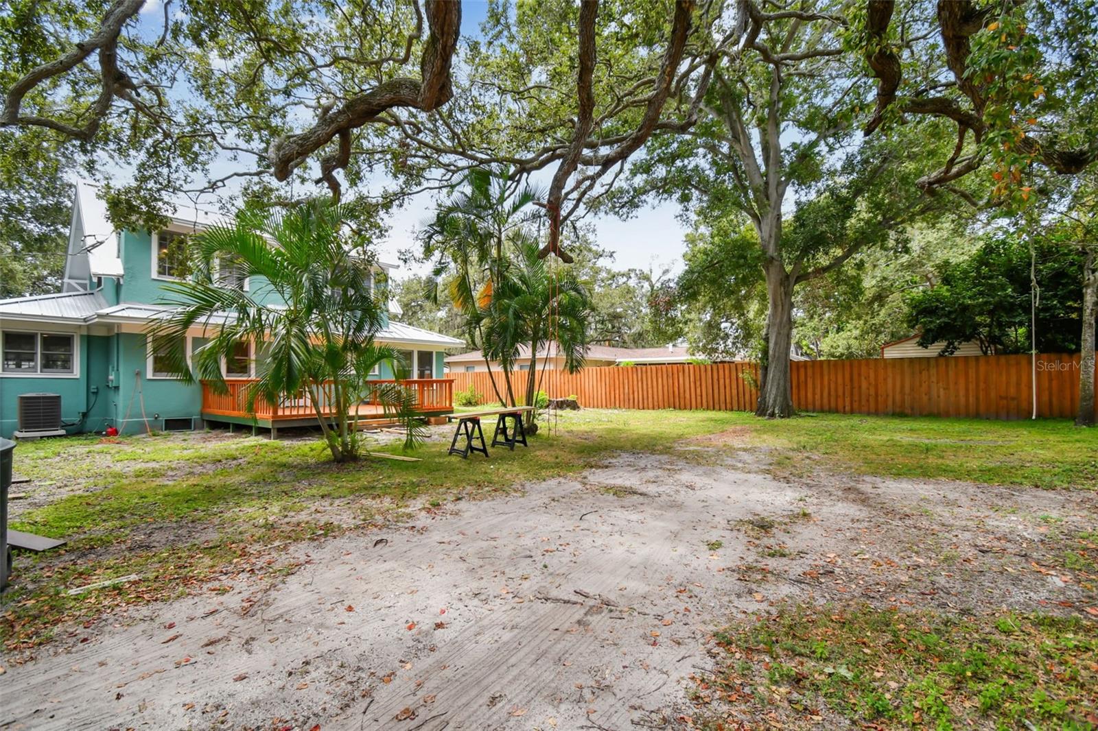 GROVE TERRACE - Residential