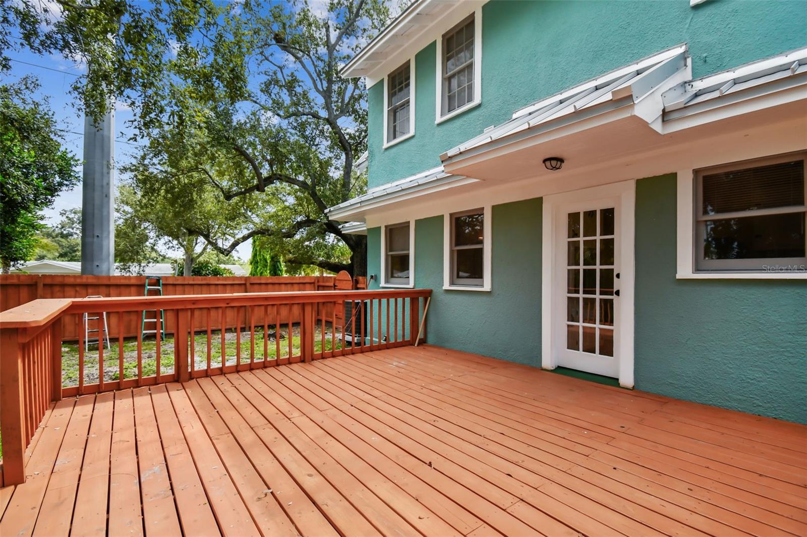 GROVE TERRACE - Residential