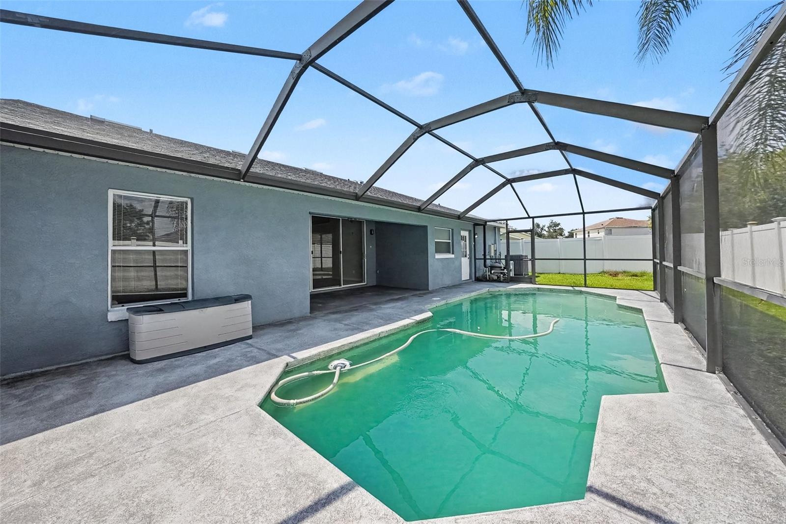 NEW RIVER LAKES PH C02 - Residential
