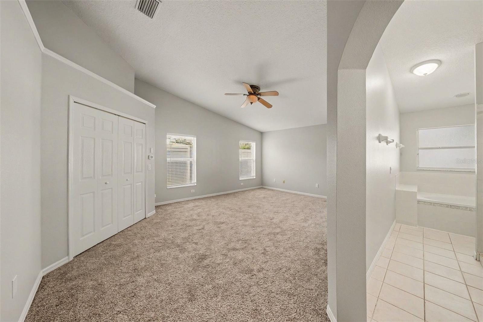 NEW RIVER LAKES PH C02 - Residential