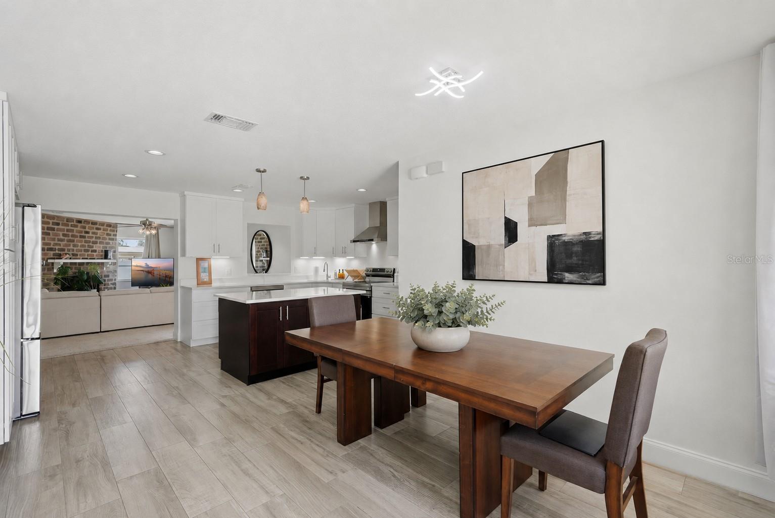 SHORE ACRES OVERLOOK SEC - Residential