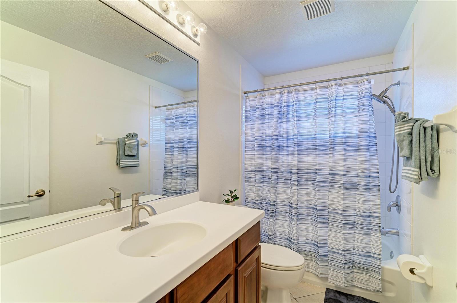 STONEYBROOK AT HERITAGE HARBOUR D-1 - Residential
