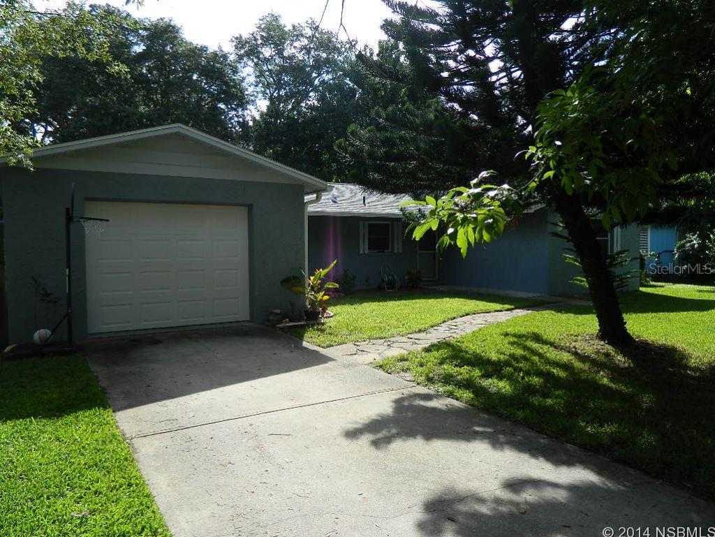 Charming well maintained pool home located in popular Islesboro. This three bedroom two bathroom concrete block home features an in-ground pool with screened patio, open floor plan, and newer roof. The peaceful backyard is completely fenced and has plenty of mature trees to escape the heat. The inside of home is tiled throughout and makes great use of space with a very functional floor plan. This home is ready to be lived in and will not last long at this price. ;Water: City