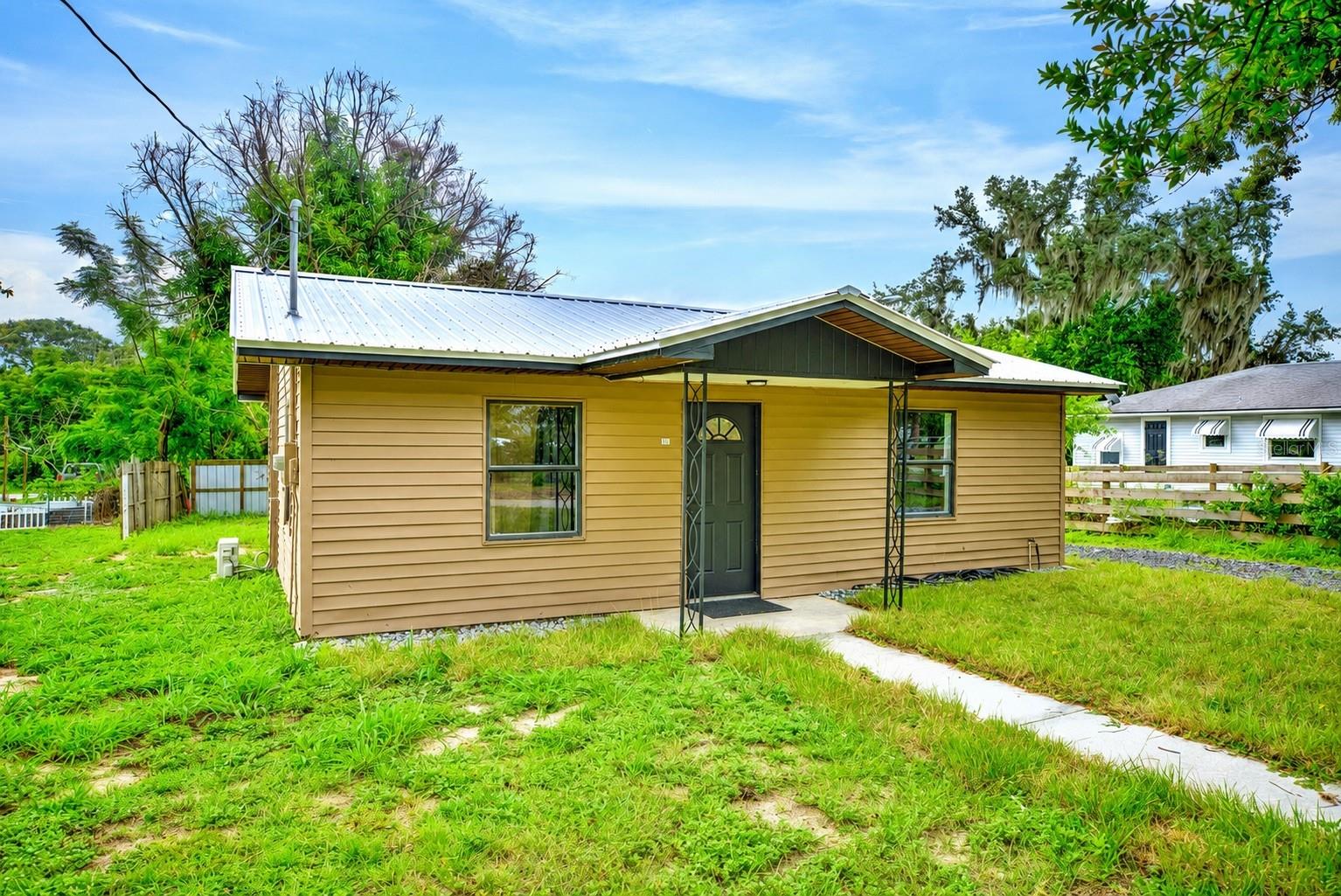 AVON PARK - Residential
