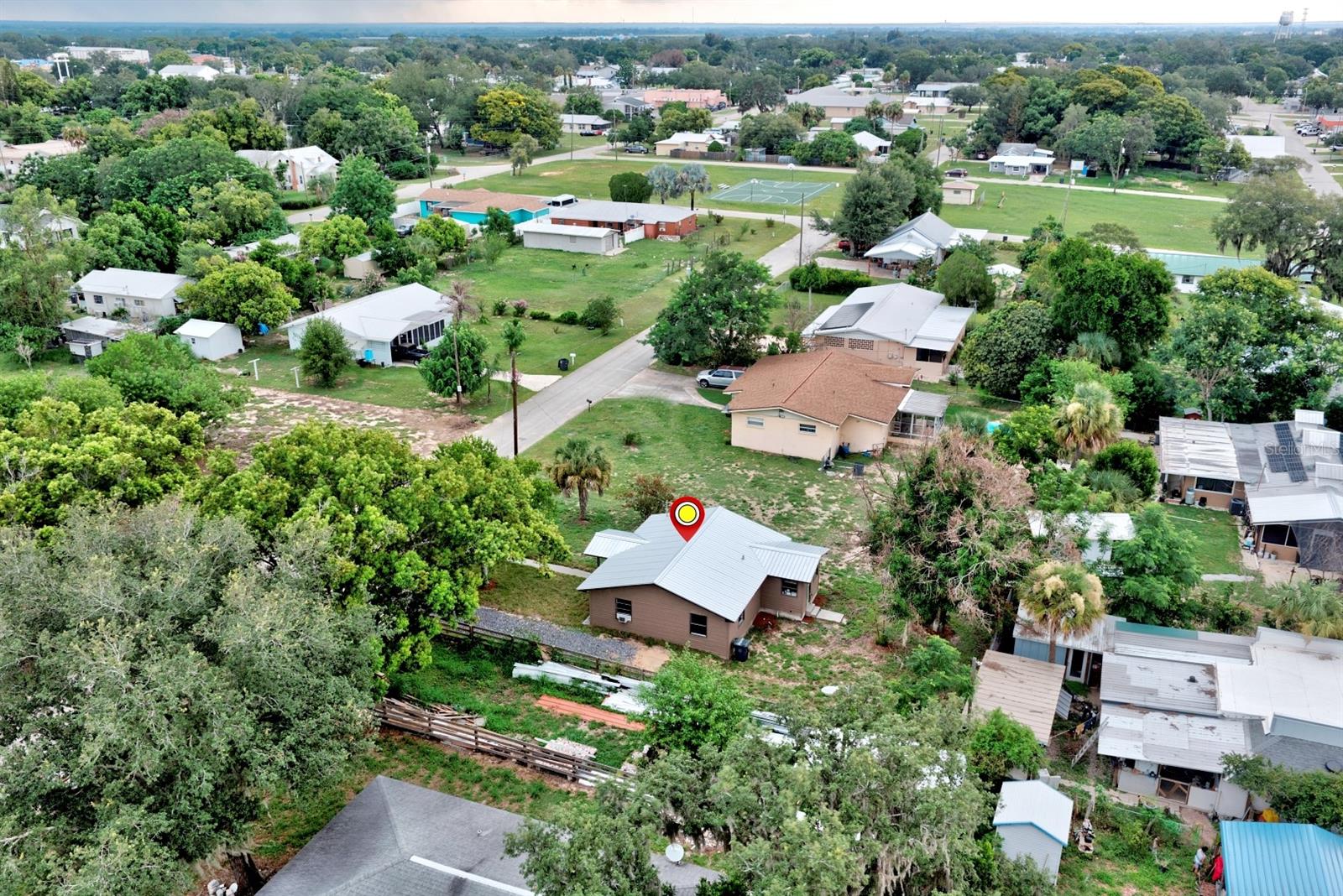 AVON PARK - Residential