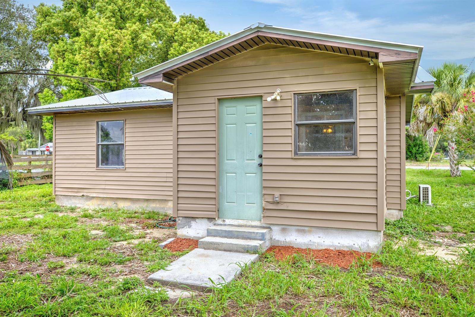 AVON PARK - Residential